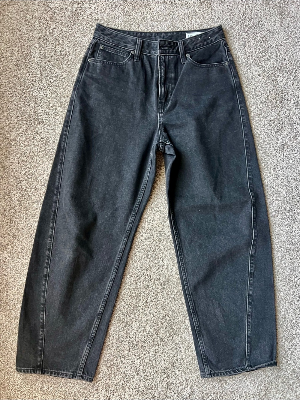 GAP High-Rise Barrel Curvy Jeans Black
